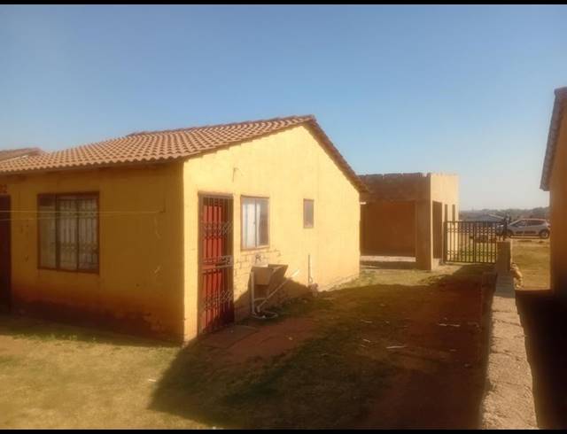 2 BEDROOM HOUSE FOR SALE IN SOSHANGUVE SOUTH